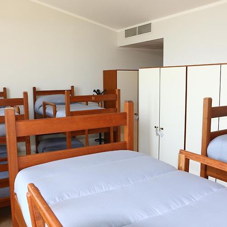 Student'S Hostel Парма Экстерьер фото